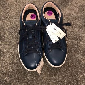 Lacoste leather sneakers nwt
